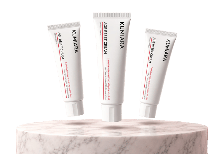 Tre tubetti di Kumiara Age Reset, crema viso con Centella Asiatica e acido ialuronico